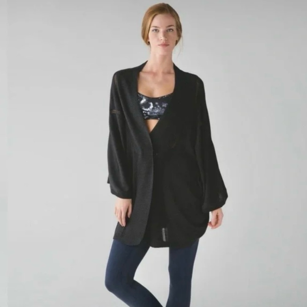 Lululemon Breeze Easy Wrap